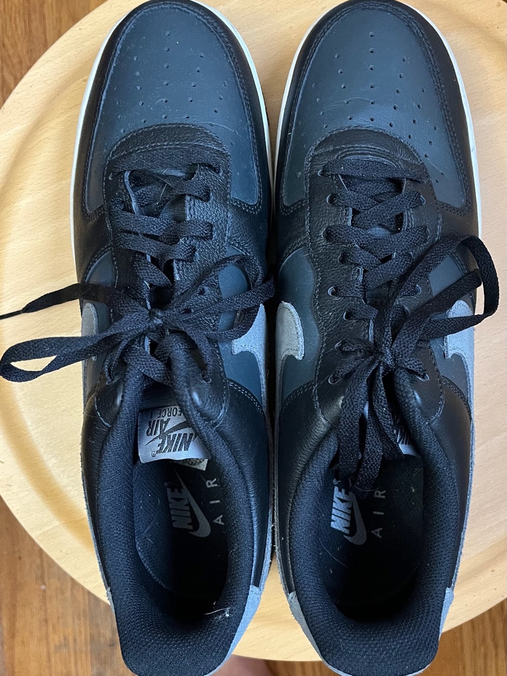 Men’s Nike Air Force 1 Low Lv8 Sneakers in Black and Gray Size 13